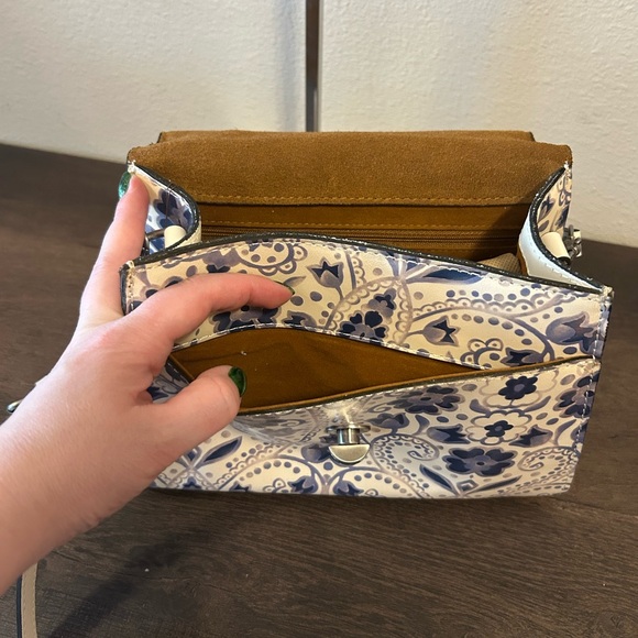 NWT Patricia Nash Italian Folklore Chauny Crossbody - Picture 10 of 10